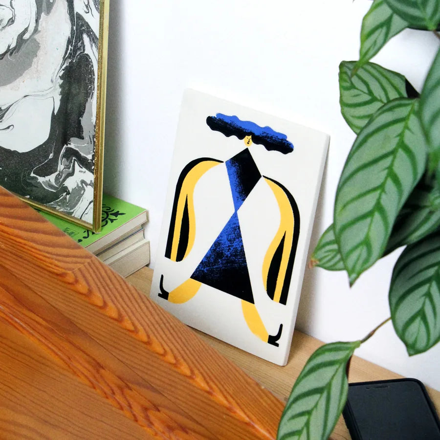 screen-printed tile. Screen printing on ceramic with ceramic inks. Limited edition. Illustration by Anna Resmini