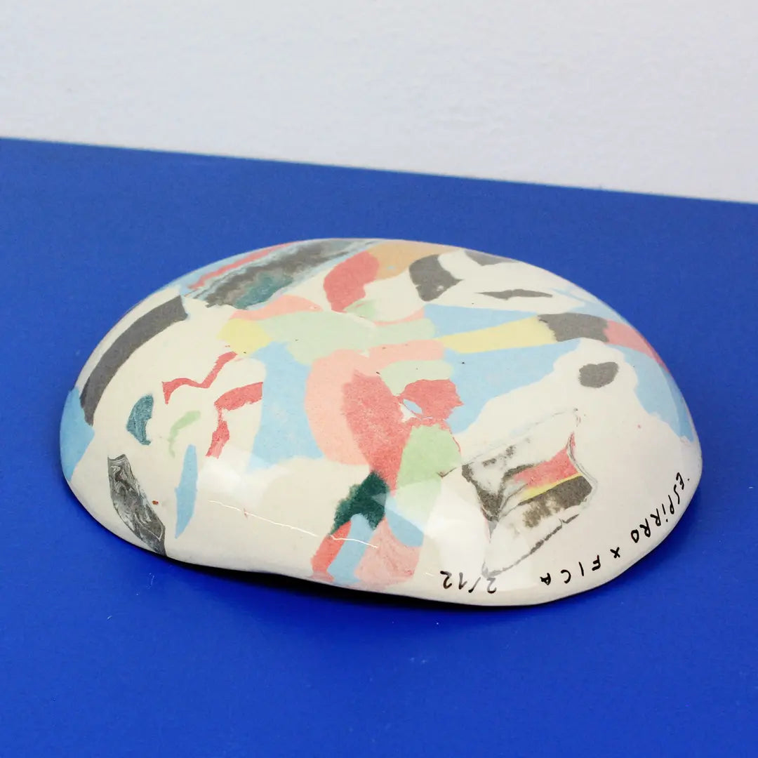 Hand-built decorative ceramic deep plate with organic, abstract forms and colourful details, made from earthenware and coloured earthenware, finished with a glossy transparent glaze. Created by artist Cíntia Coutinho, also known as Espirro.