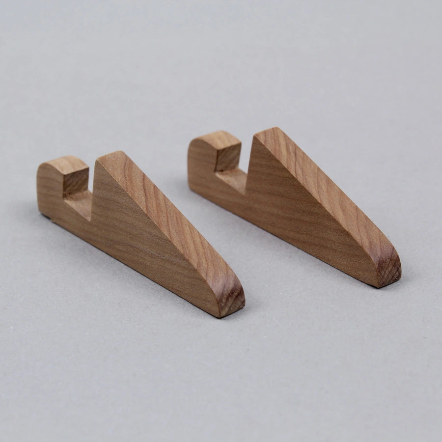 wooden stand for tiles